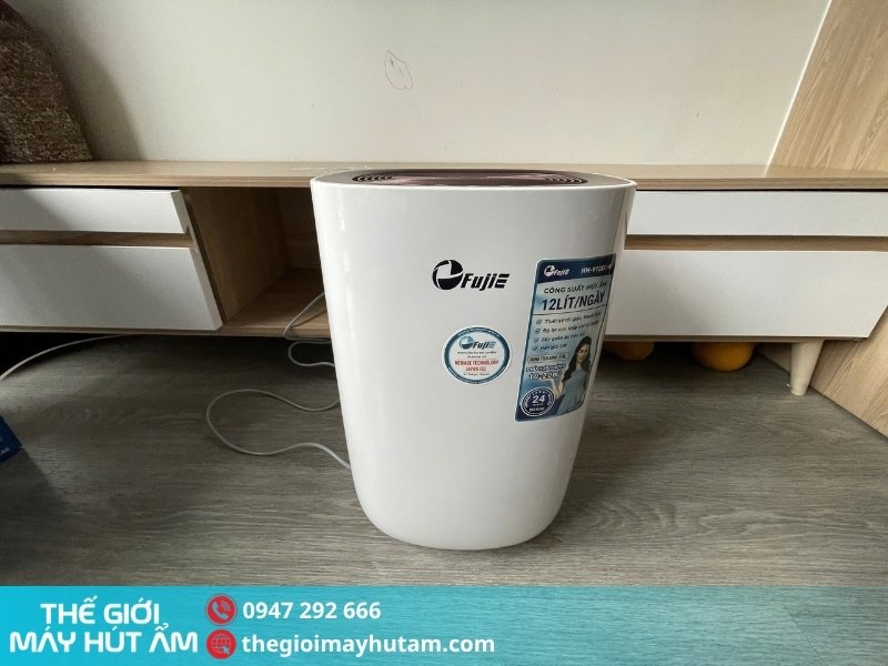 Máy hút ẩm FujiE HM-912EC-N (12L/Ngày) 4 Thiết kế của máy hút ẩm FujiE HM-912EC-N