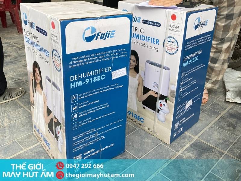 Máy hút ẩm FujiE HM-918EC