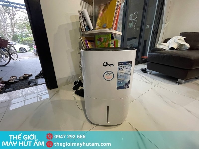 Thiết kế của máy hút ẩm FujiE HM-920EN